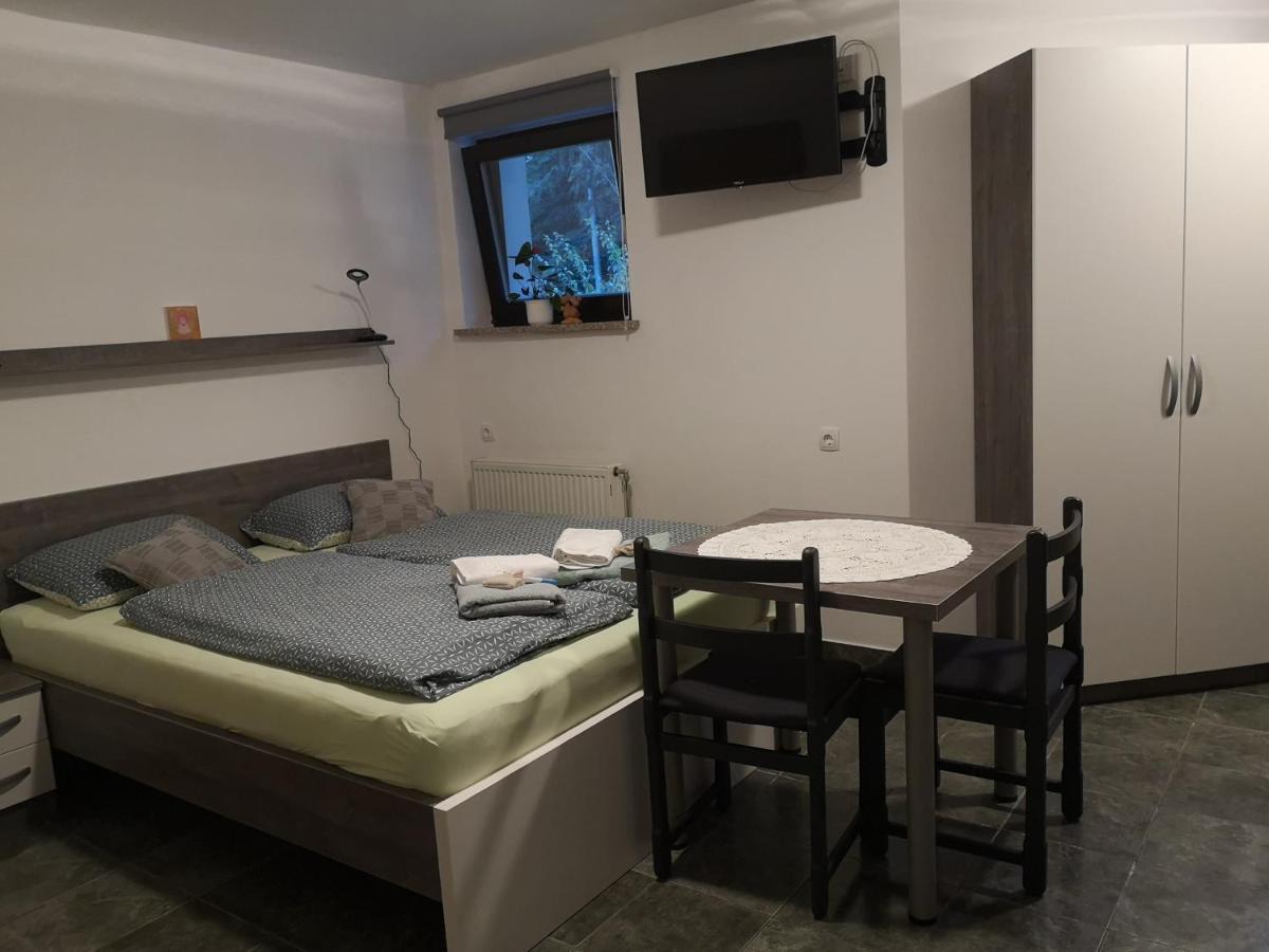 Apartma Jutersek 2+2 Libelice Exterior photo