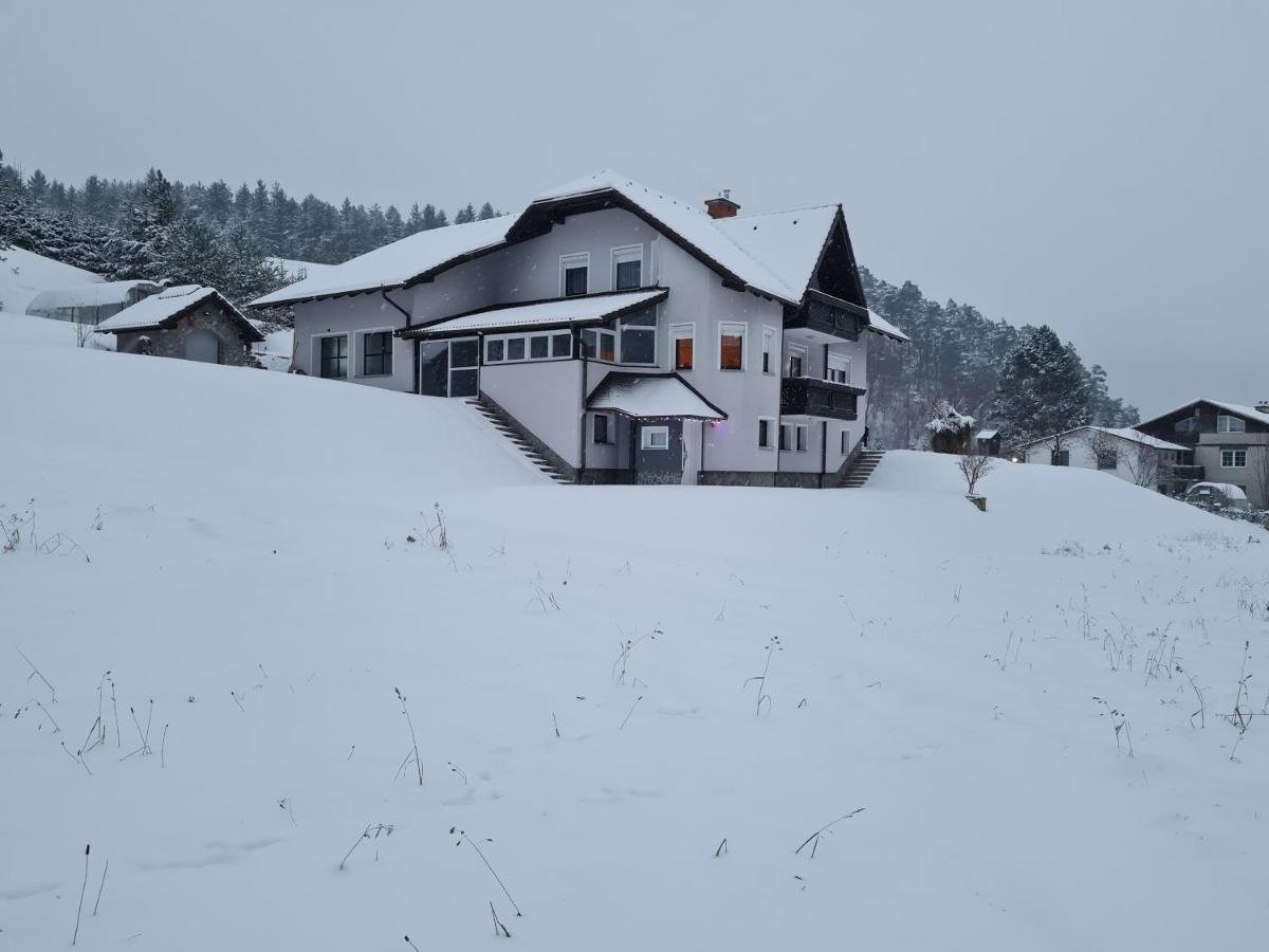 Apartma Jutersek 2+2 Libelice Exterior photo